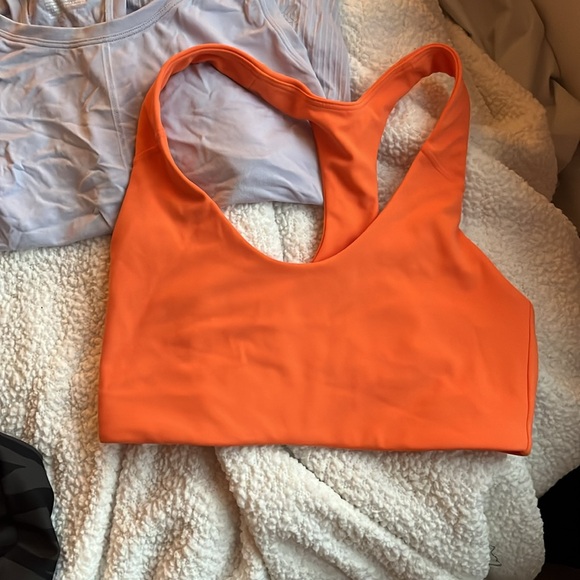 Workout top bundle - Picture 2 of 7
